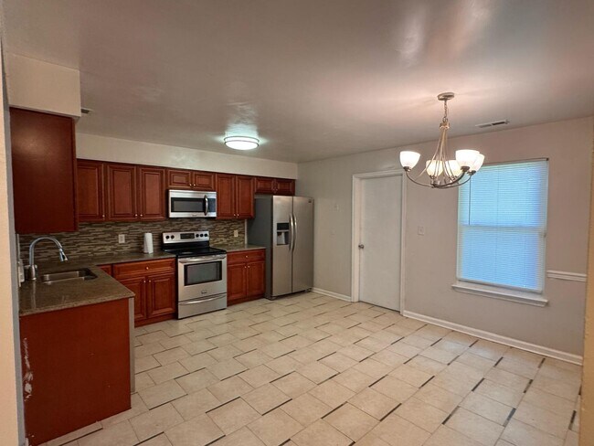 Building Photo - 5212 Kennebeck Ave