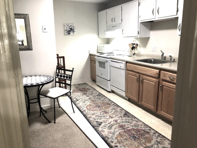 Photo - 11 St James Pl Apartment