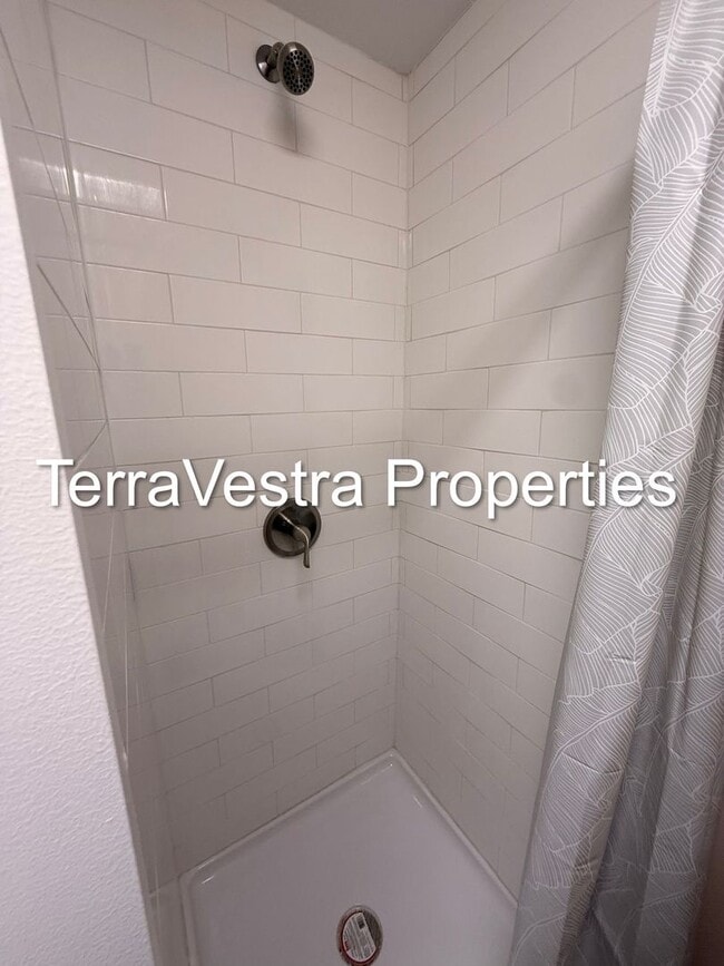 Building Photo - 3 Bed in Millville! Eligible for $500 Secu...