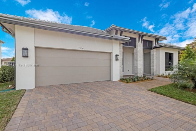 Building Photo - 13130 Addilyn Ct