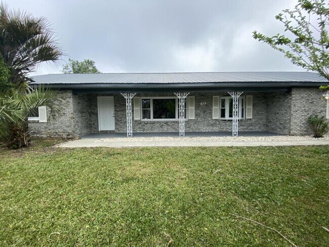 Building Photo - 32 Indian Oak Ln