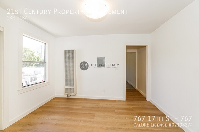 Building Photo - 767 17th St