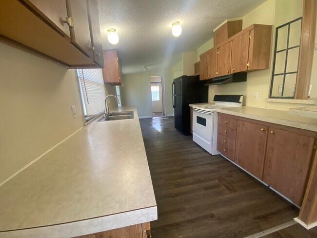 Foto del edificio - 225 County Road 328 S