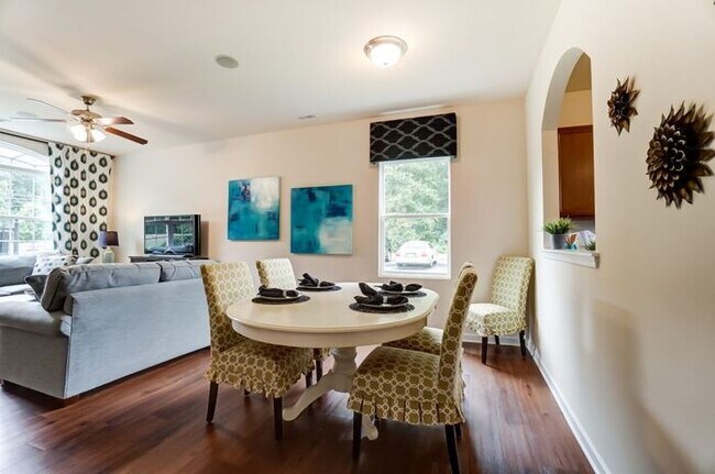 Foto del edificio - Live Beautifully at The Reserve at Catawba Creek!