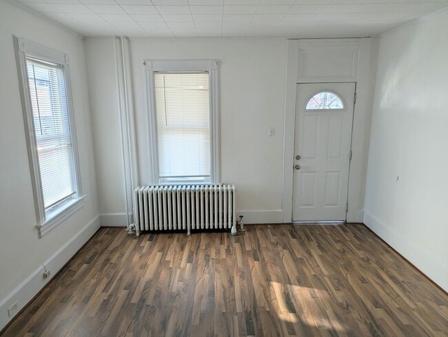 Building Photo - 18-20 W. Southern Avenue