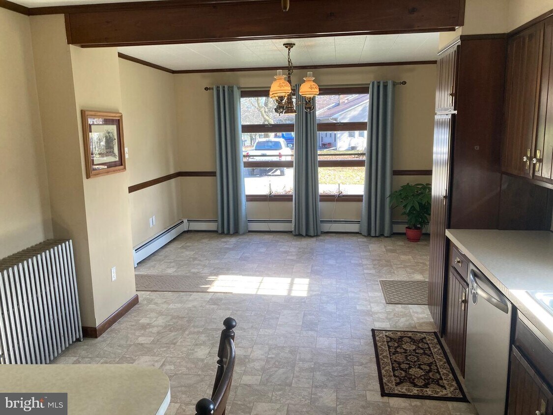 Foto principal - 545 Suedberg Rd