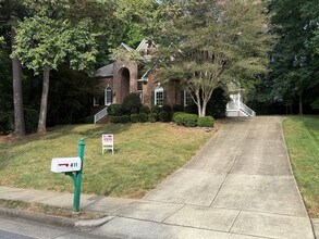 Building Photo - 411 Hogan Woods Cir