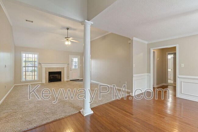 Building Photo - 391 Sandleton Way