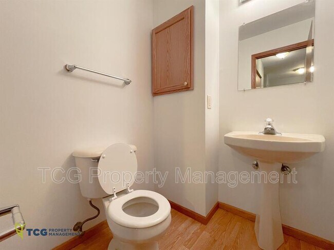Foto del edificio - 1435 Adams St