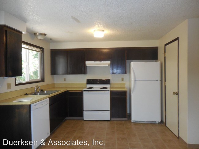 Foto del edificio - 2873-2875 NW Glenridge Dr