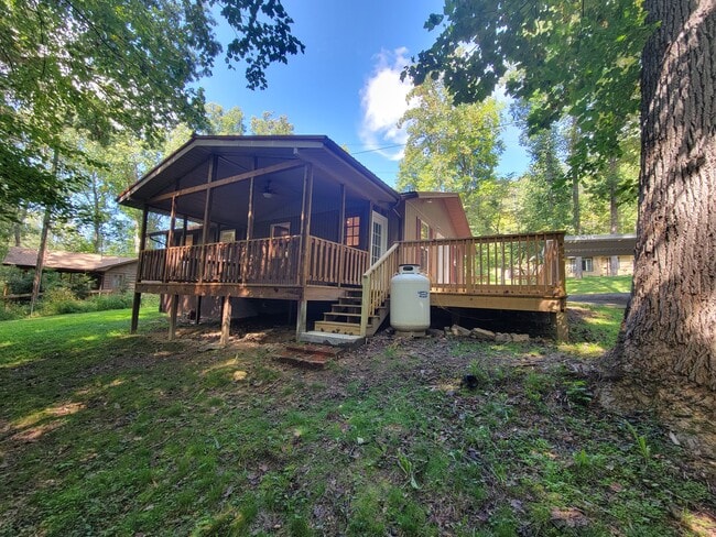 Building Photo - 66 Lundy Ln