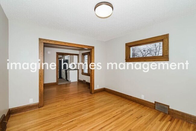 Foto del edificio - 3857 45th Ave S