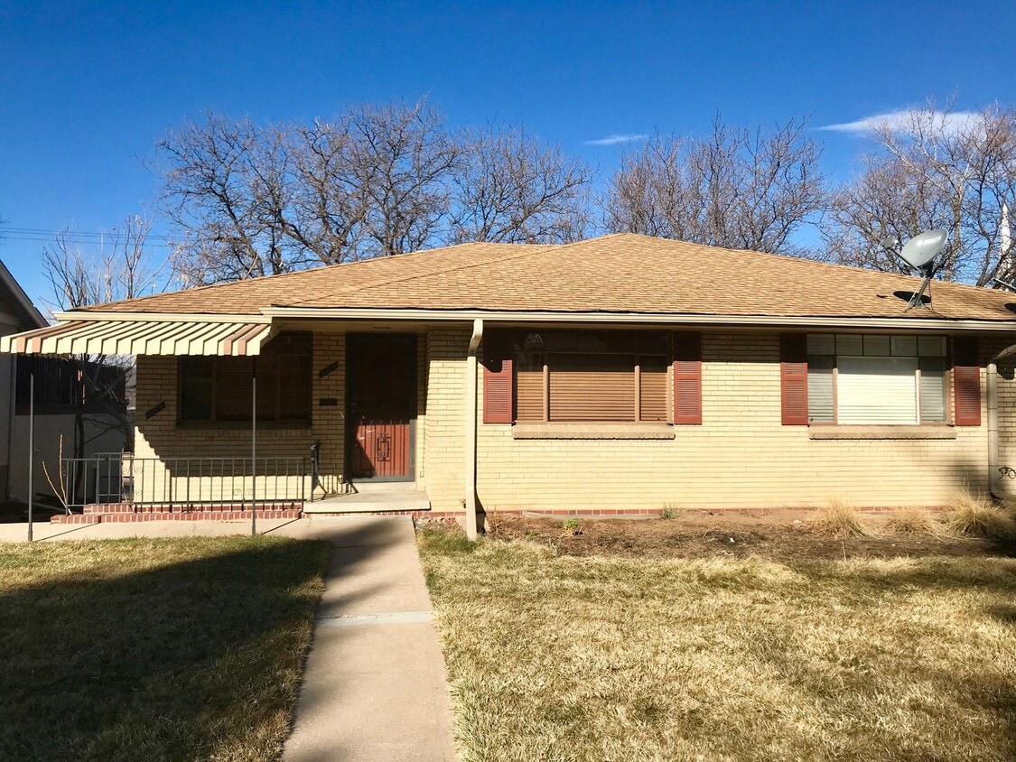 Photo - Charming 2-Bedroom in Englewood | 3211 S Lincoln St