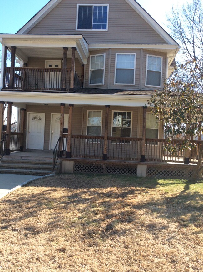 Photo - 117 Atwater Ave Apartments