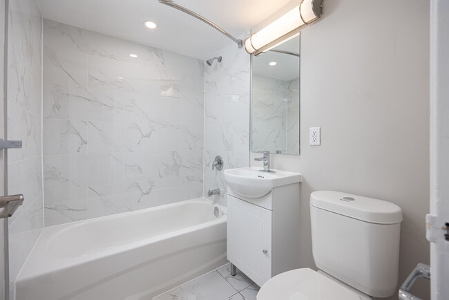 Building Photo - Parkdale Apartment Nominee 2 Inc.