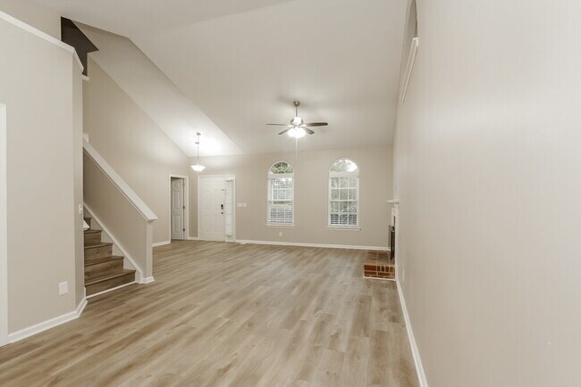 Foto del edificio - 7405 Chidley Dr