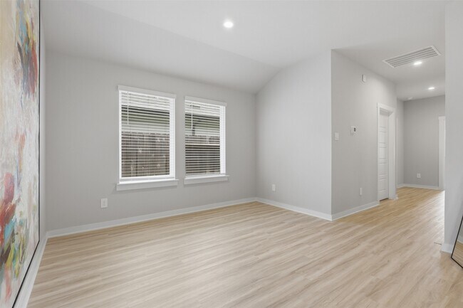 Building Photo - 12914 Wempe Wy
