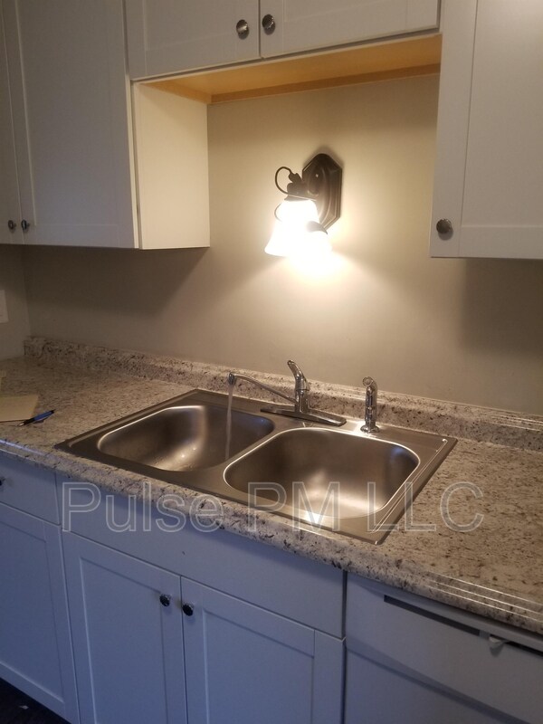 Building Photo - 3910 Archer Ct