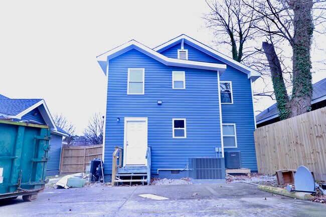 Foto del edificio - 6259 Sewells Point Rd