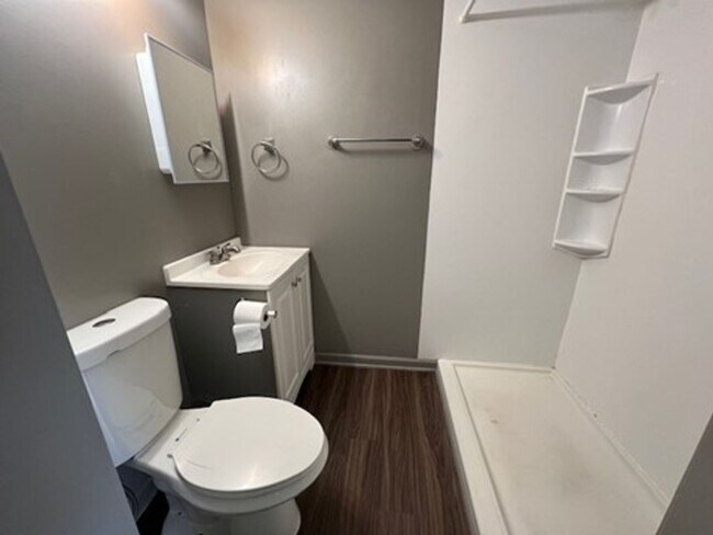 Foto del edificio - 228 Bowmanville St