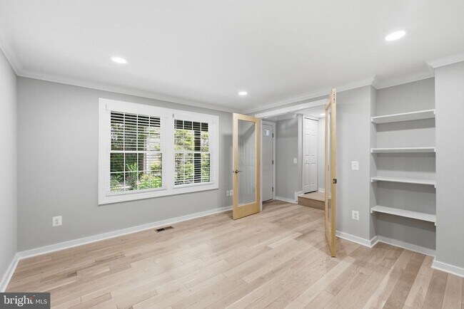 Foto del edificio - 2916 Montauk Ct