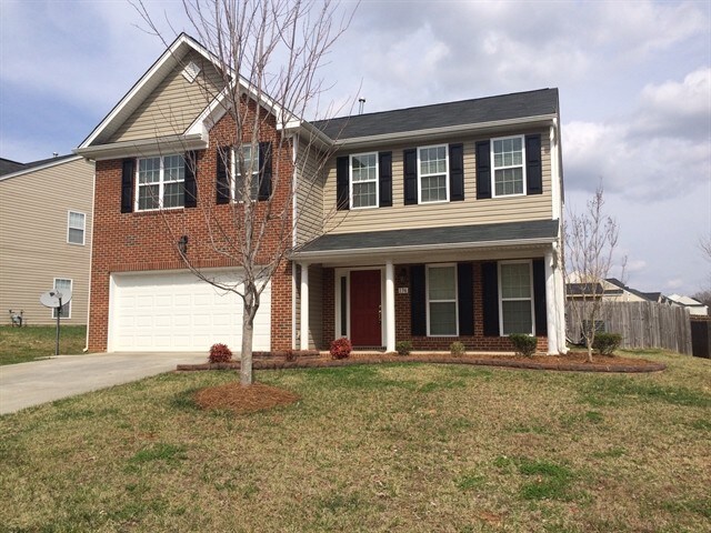 Building Photo - 136 Creeks Edge Court