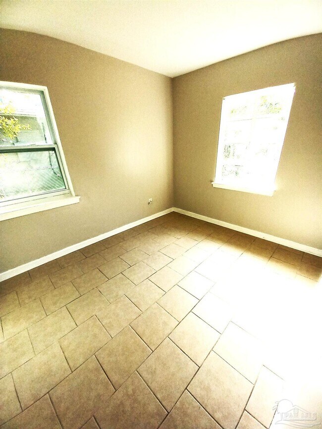 Foto del edificio - 9 Besma Dr