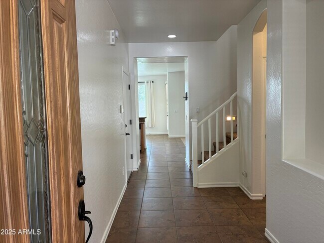 Building Photo - 14559 W Port Royale Ln