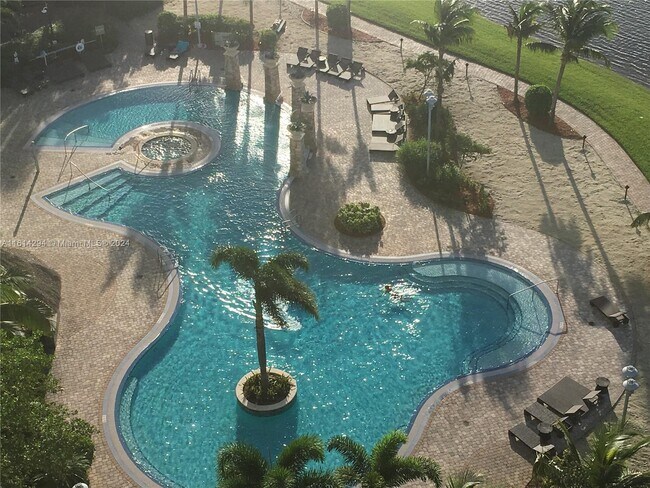 Foto del edificio - 2641 N Flamingo Rd