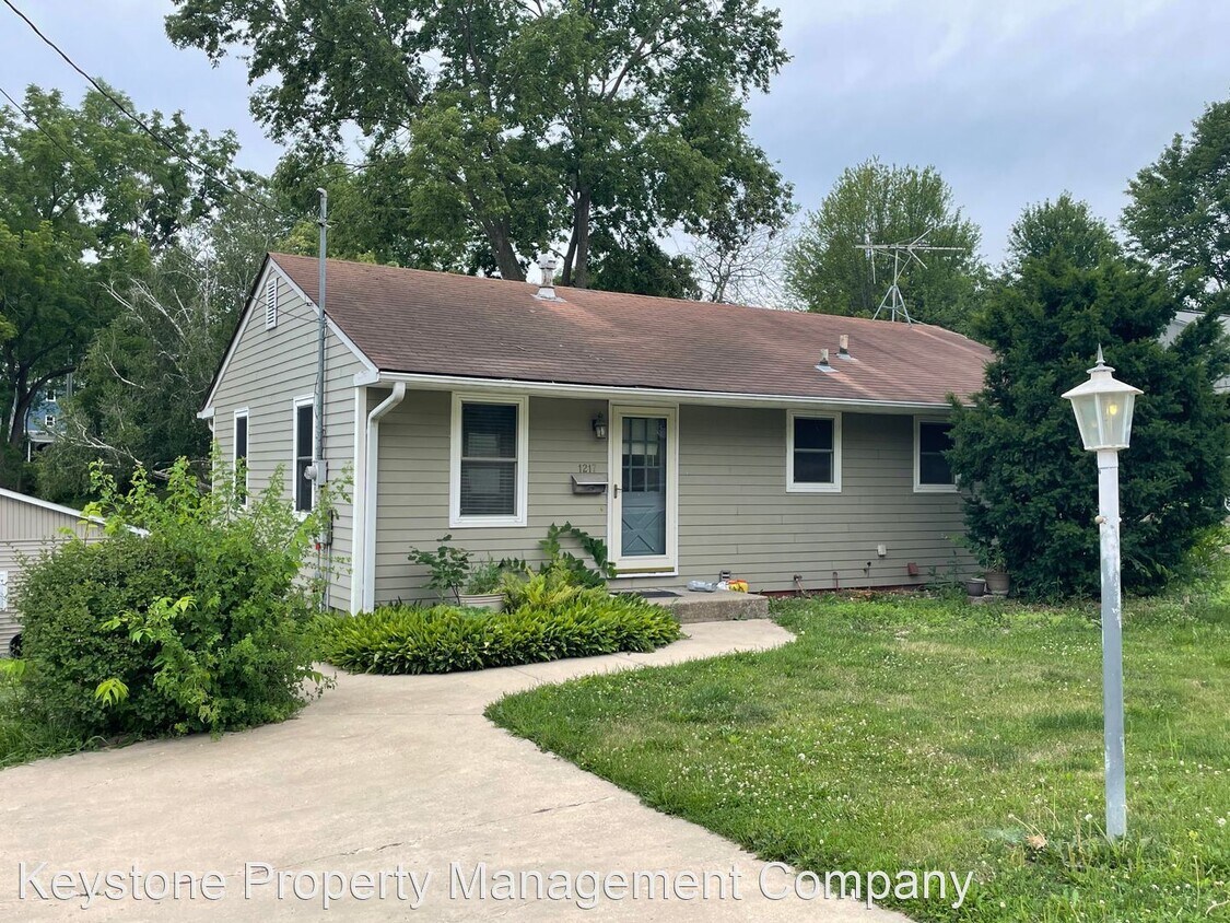 Primary Photo - 4 br, 1.5 bath House - 1217 Melrose Avenue