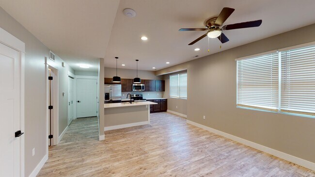 Building Photo - 705 Legacy Dr