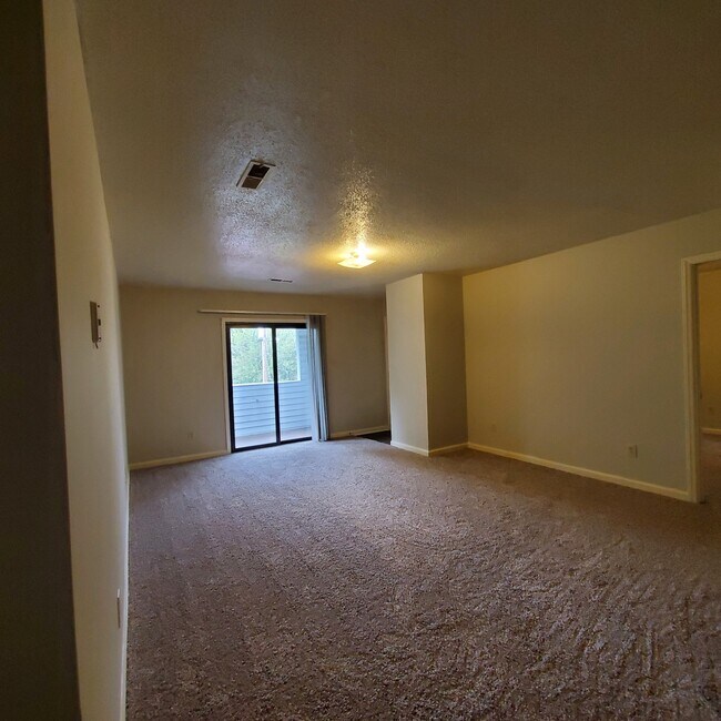 4007 McIntosh St, Greensboro, NC 27407 Apartments in Greensboro, NC