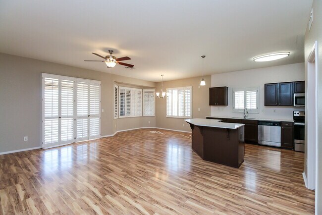 Foto del edificio - 11231 E Covina Cir