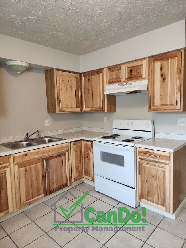 Foto del edificio - Now Available! Remodeled 2 bedroom, 1 bath...