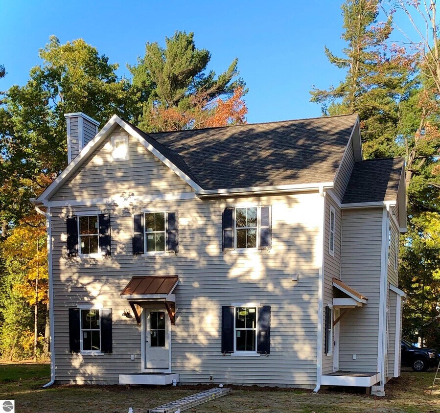 Foto principal - 947 S Richter Rd