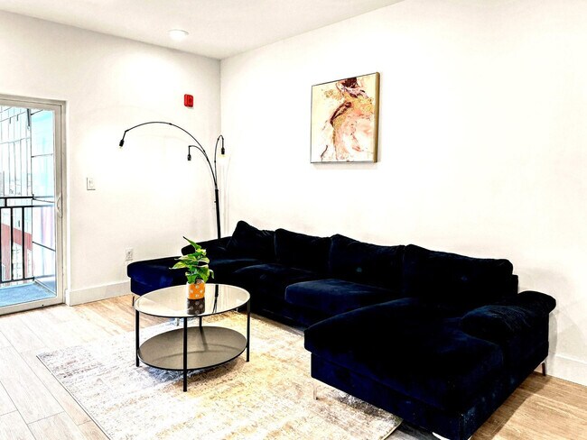 Foto del edificio - 2400 E Huntingdon St