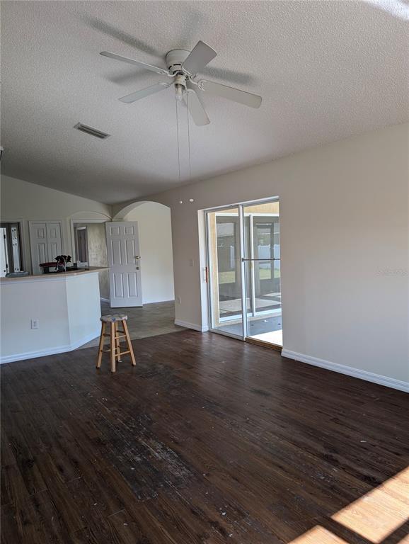 Foto del edificio - 2791 Summerfield St