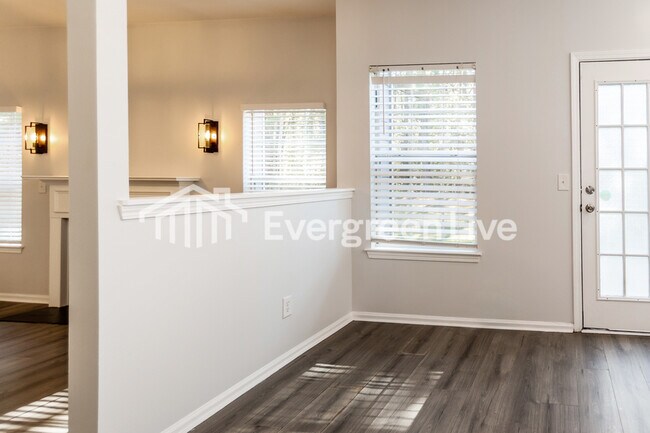 Foto del edificio - 7189 Cavender Dr SW