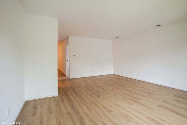 Building Photo - 9805 Bianco Ter