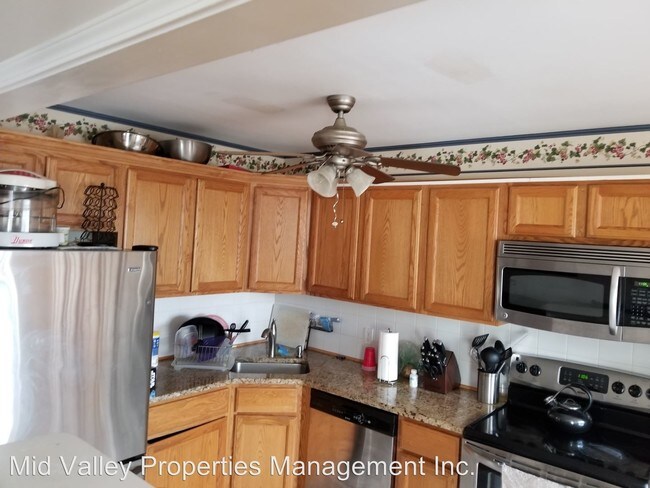 Foto del edificio - 3 br, 2.5 bath House - 188 Sara Lane