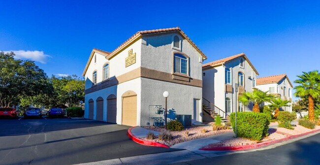 Foto del edificio - 2 Bedroom 2nd Floor West Vegas Condo