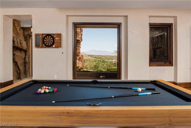 Building Photo - 5 Promontory Pointe Ln