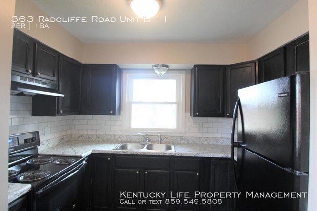 Foto del edificio - 363 Radcliffe Rd