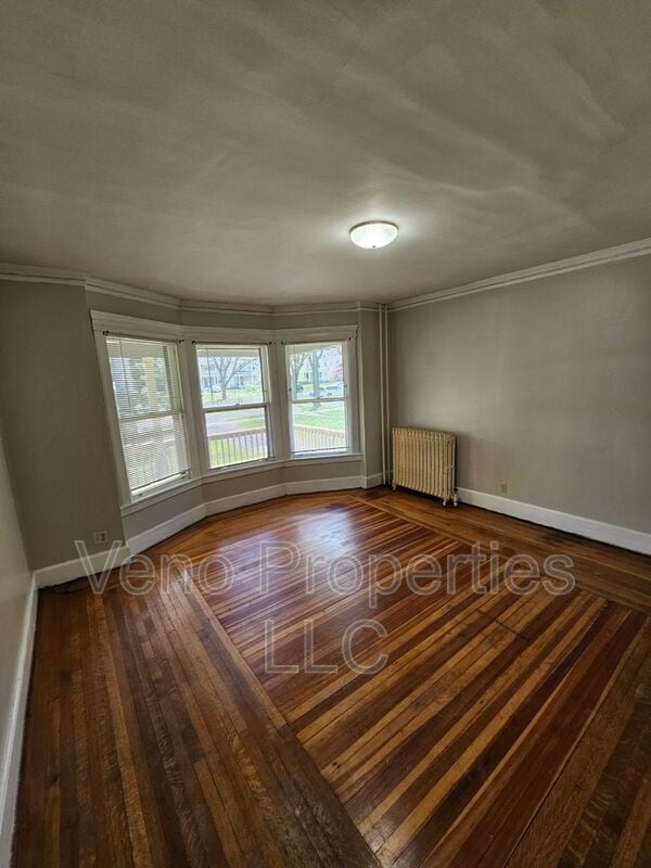 Foto del edificio - 50 Manning Blvd