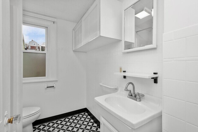 Foto del edificio - DAZZLING 2 BEDROOM HOME IN CARRICK AVAILAB...