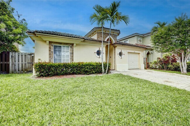 Foto del edificio - 9469 SW 224th Terrace