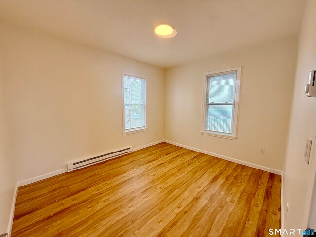 Foto del edificio - 70 Lindley St