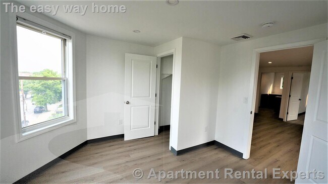 Foto del edificio - 301-303 Boston Ave Unit #3