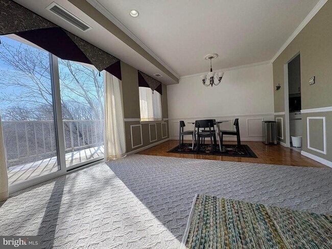 Foto del edificio - 1637 Oakwood Dr