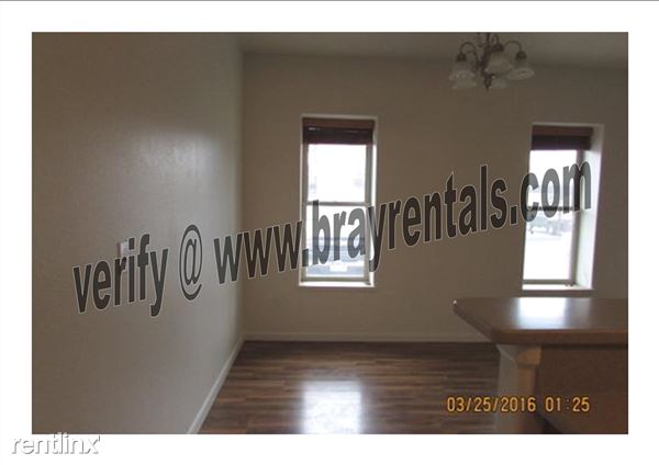 Building Photo - 1208 Walnut Ave